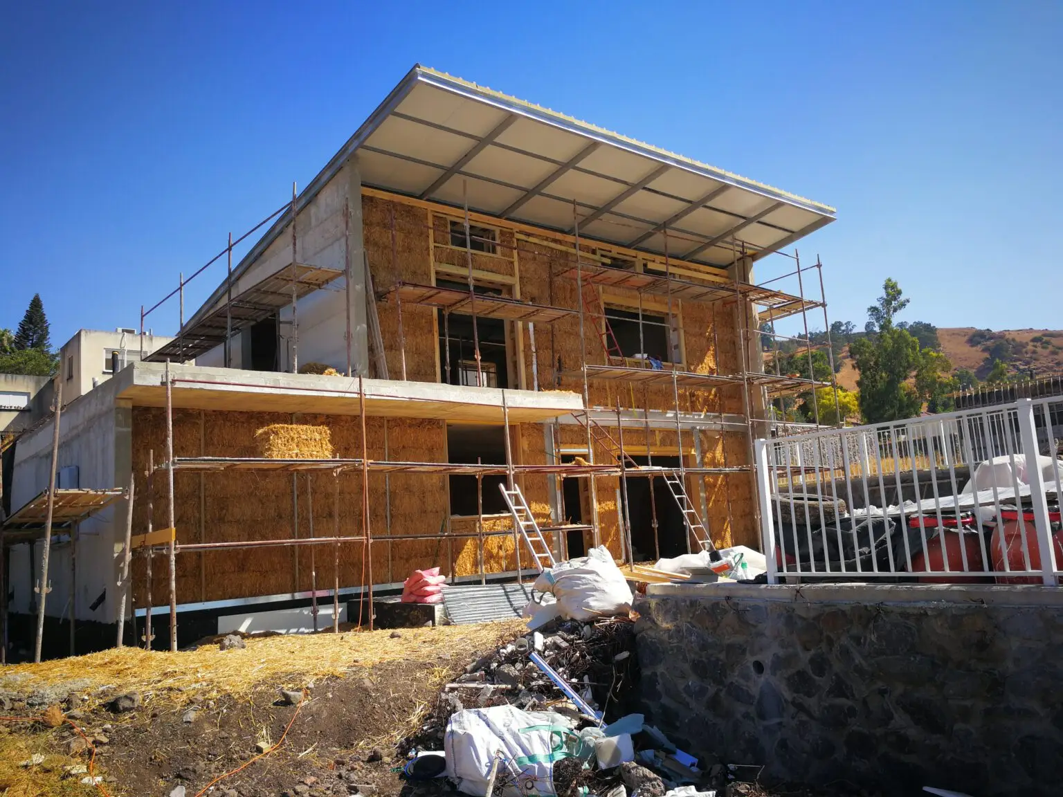 strwabale-building-home-2